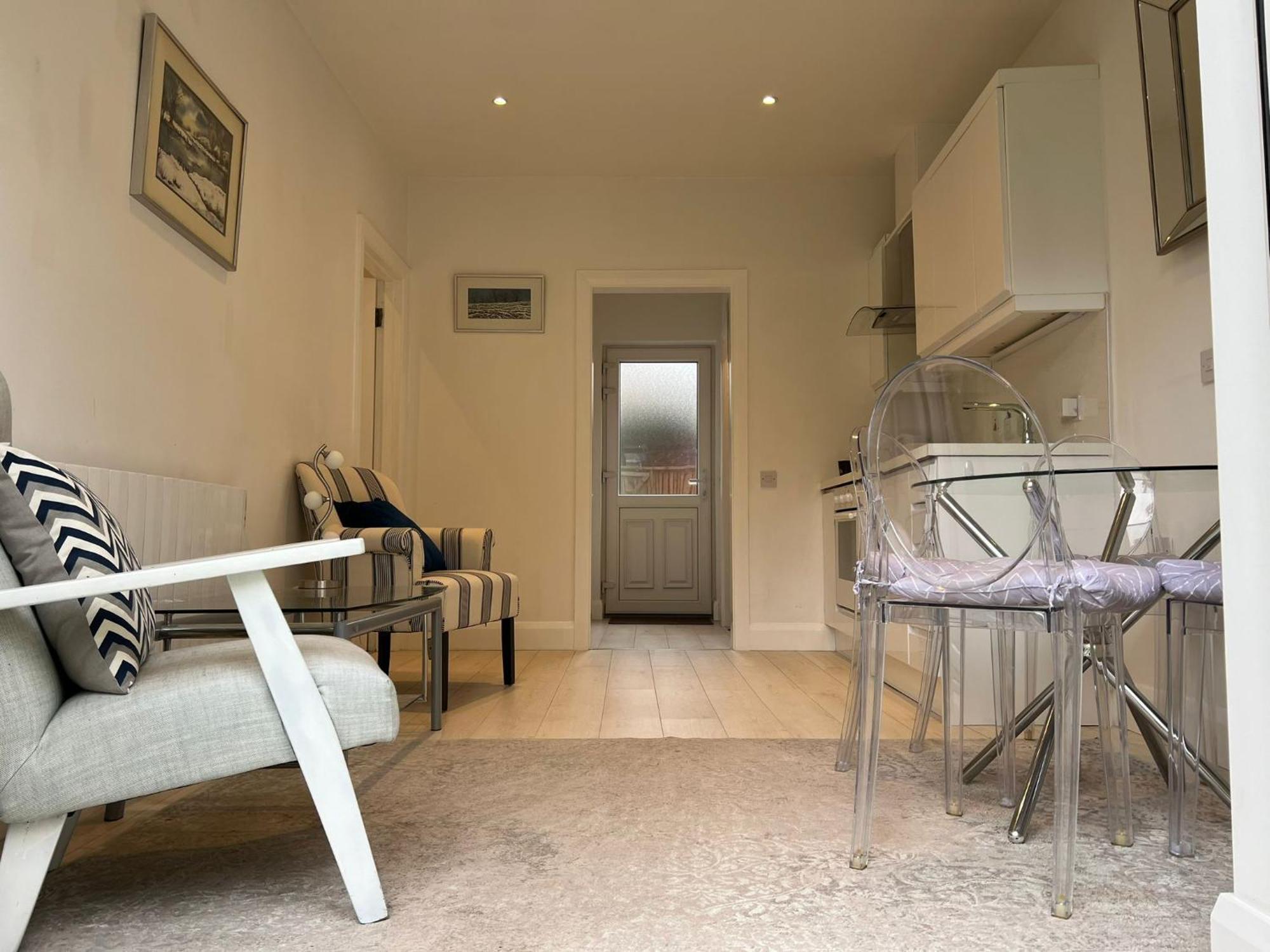 Cosy One Bedroom Ballsbridge *